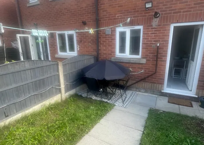 Entire Two Bed House With Gated Off Street Parking